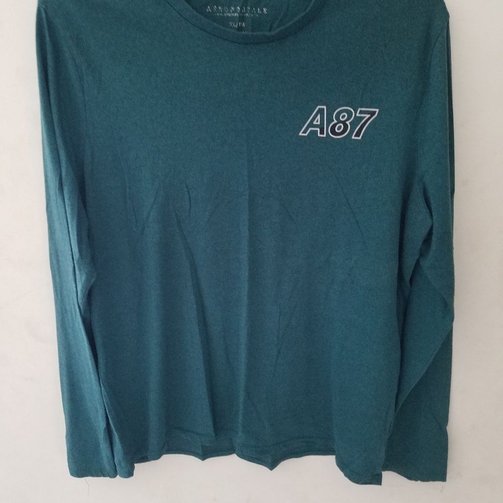 Men's XL Aeropostale Long Sleeve Tshirt
